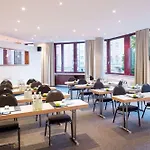 فندق Center Affiliated By Melia 4*