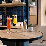 فندق Center Affiliated By Melia 4*