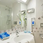 فندق Center Affiliated By Melia