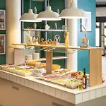 Center Affiliated By Melia فندق