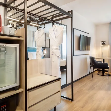 Center, Affiliated By Melia Hotel
