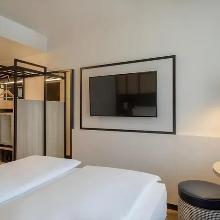 Hotel Center, Affiliated By Melia Munich