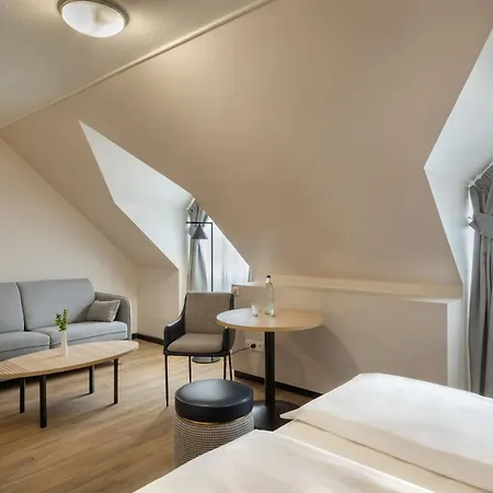 Hotel Center, Affiliated By Melia 4*