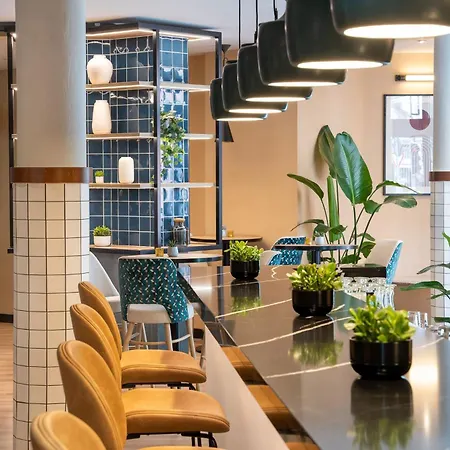Center, Affiliated By Melia