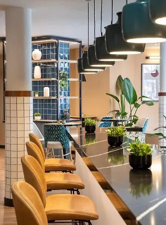Hotel Center, Affiliated By Melia 4*