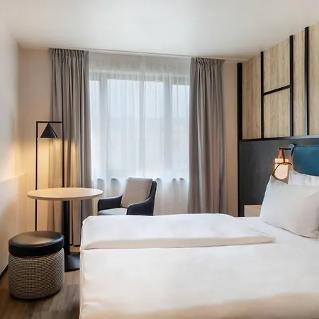 Hotel Center, Affiliated By Melia Mnichov