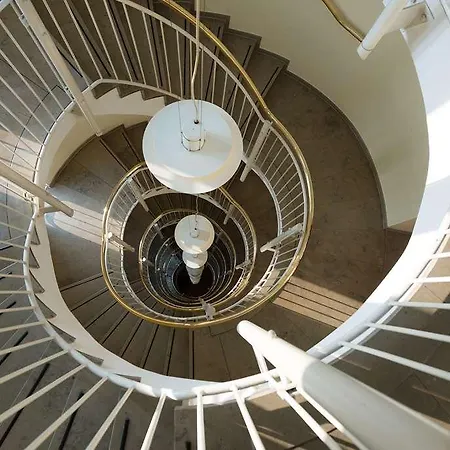 Center Affiliated By Meliá Hotel 4*