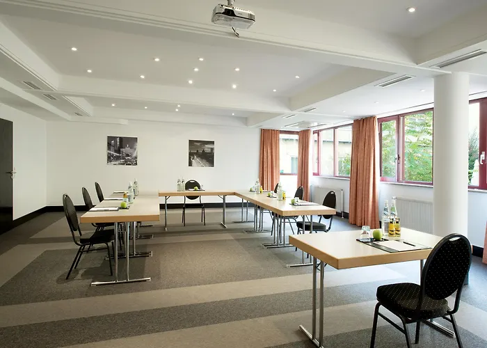 Hotel Center Affiliated By Melia 4*
